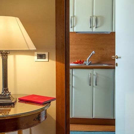 Astrid Roma Suites מראה חיצוני תמונה