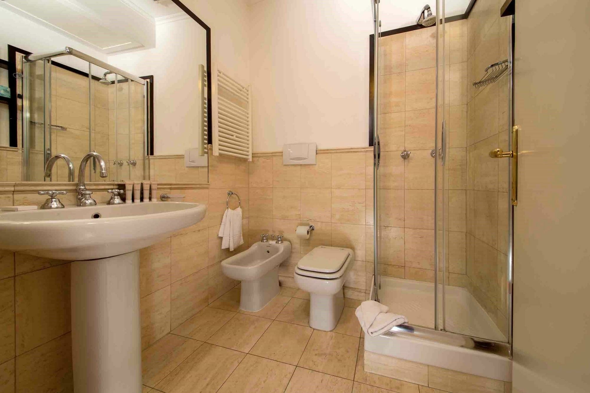 Astrid Roma Suites מראה חיצוני תמונה