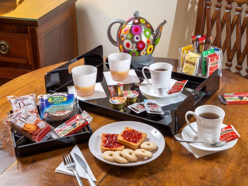 Astrid Roma Suites מראה חיצוני תמונה